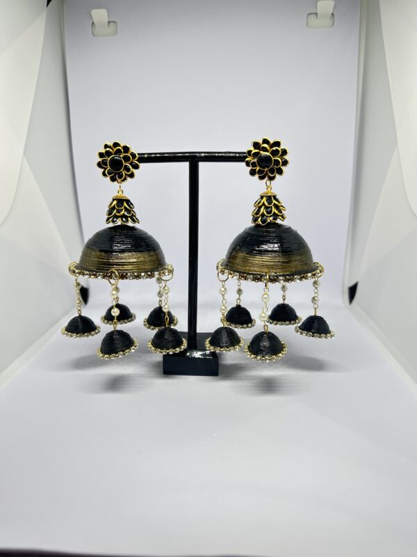 Elegant Black Golden Pacchi Jhumka Size: 10cm*5.5cm*5.5cm